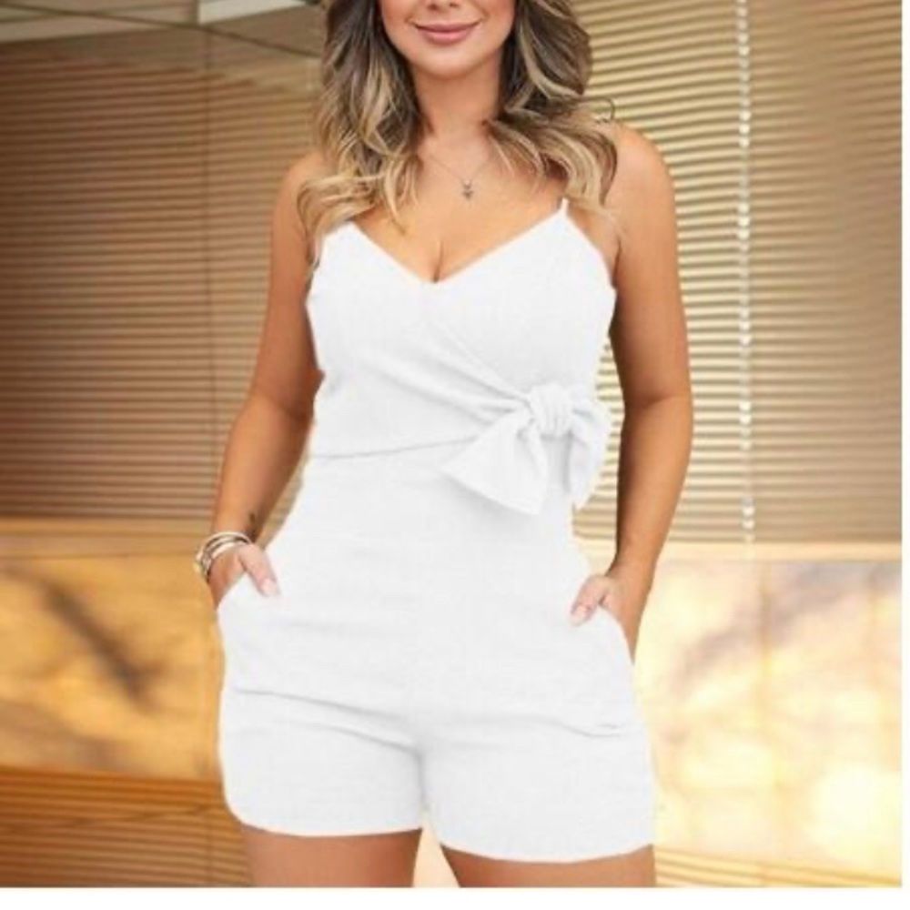Romper never worn